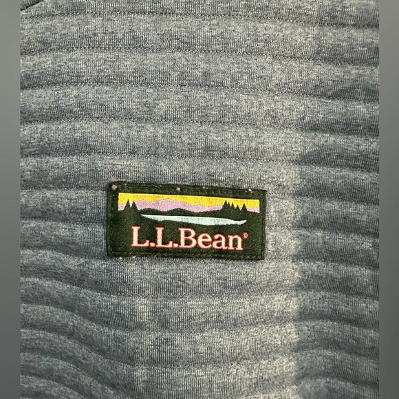 L.L.Bean Women's Blue Sweatshirt. Size Large - Picture 3 of 6